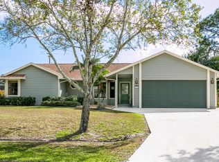 290 SE Wallace Ter, Port Saint Lucie, FL 34983