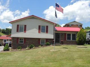 105 Pinehurst St, Independence, VA 24348