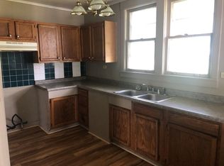 1946 E Capitol Ave, Springfield, IL 62703