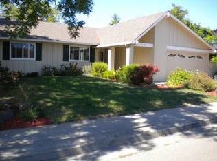 7548 Oak Leaf Dr, Santa Rosa, CA 95409