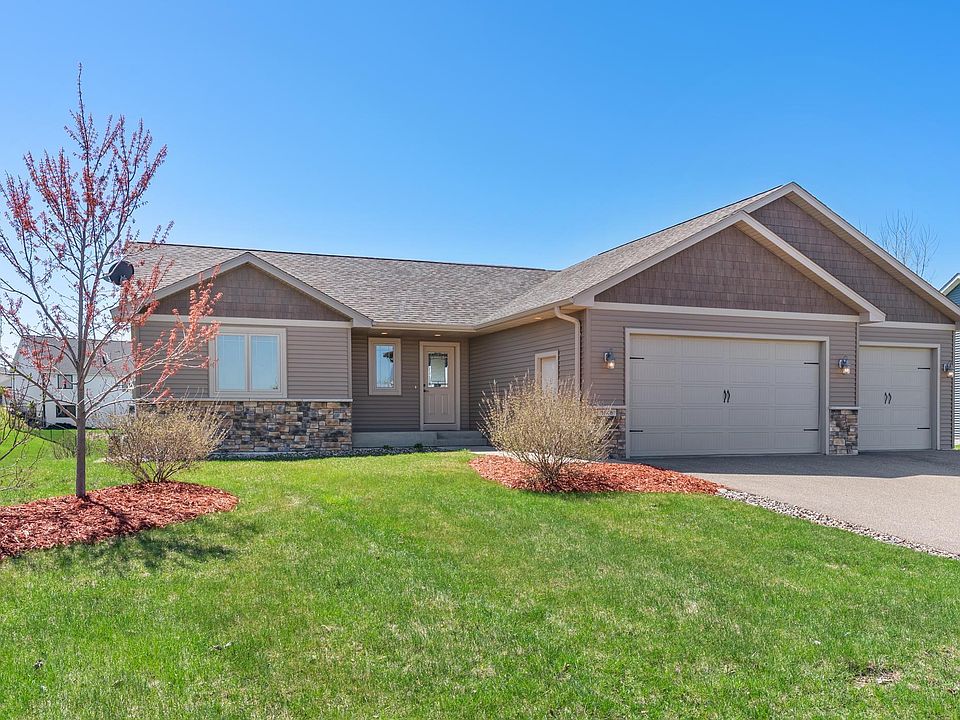 1st image of 1646 Otter Way