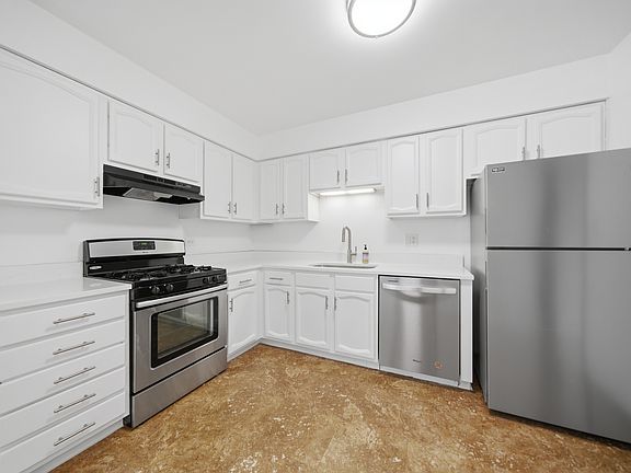 5th image of 152 Dunbar Ln