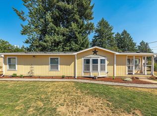 104 N Stevens Ave, Deer Park, WA 99006
