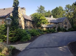 10 Ole Musket Rd APT 1, Cumberland Foreside, ME 04110