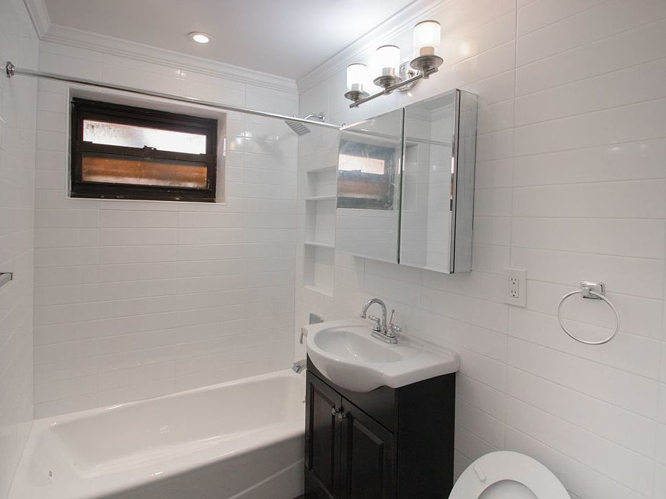 2nd image of 9430 58th Ave APT 4G