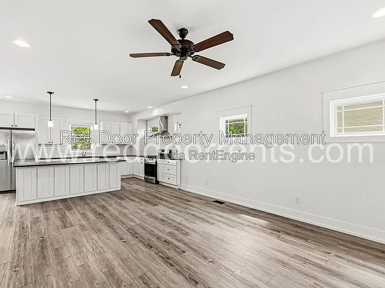 1133 Dawson St — Photo 10