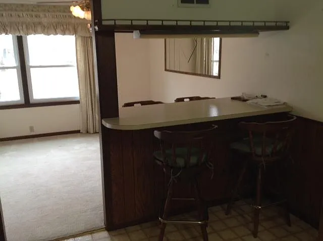 2509 Rosewood Ave — Photo 6