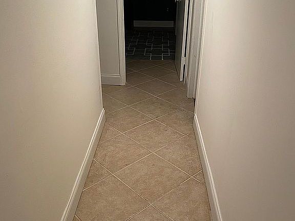 2nd image of 3522 NE 171st St APT 102