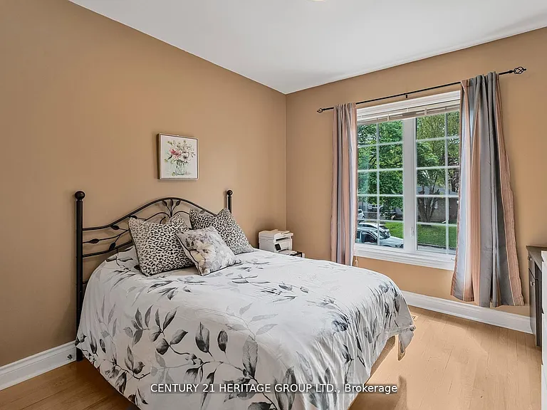 162 Goulding Ave — Photo 24