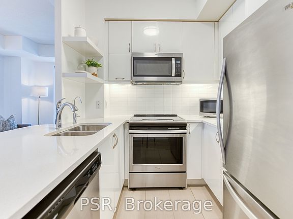 4th image of 39 Annie Craig Dr Unit 905