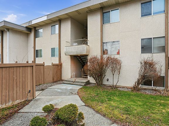4th image of 3102 E 27th Ave #205