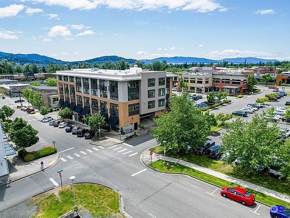 3rd image of 3111 Newmarket Street #503