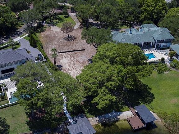 5th image of 1150 N Park Ave
