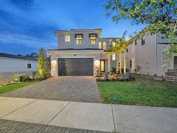 3rd image of 13482 Artisan Cir