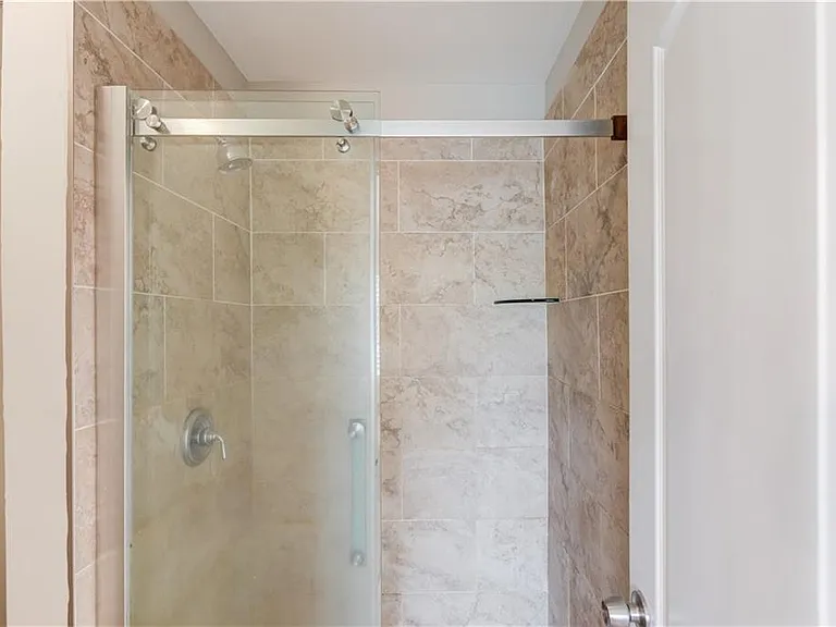 11007 Lorin Way — Photo 23