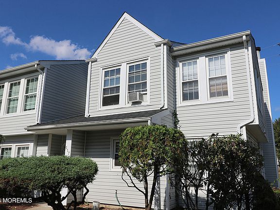3rd image of 117 Michele Way