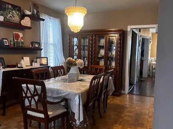 162 West 32nd Street image 2 of 7