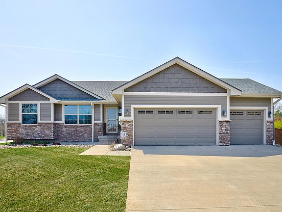 2nd image of 318 Centennial Dr