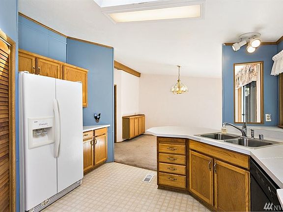 3rd image of 401 Tala Shore Dr