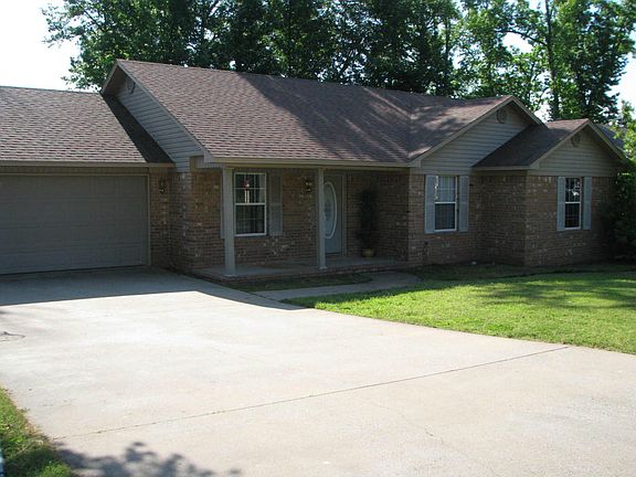 4th image of 51 Poppy Dr