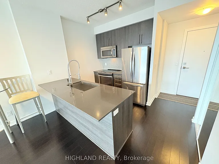 510 Curran Pl #3103 — Photo 5