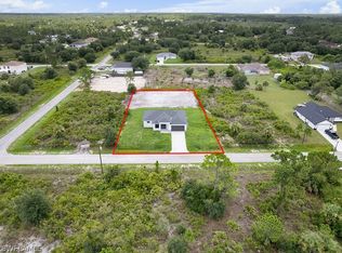 820 Maple Ave N, Lehigh Acres, FL 33972