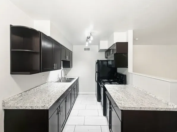 2014 N 49th St APT 2, Phoenix, AZ 85008