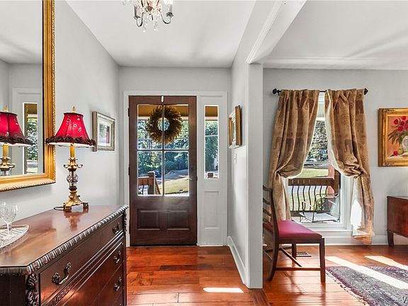 4th image of 1619 Harmony Ln