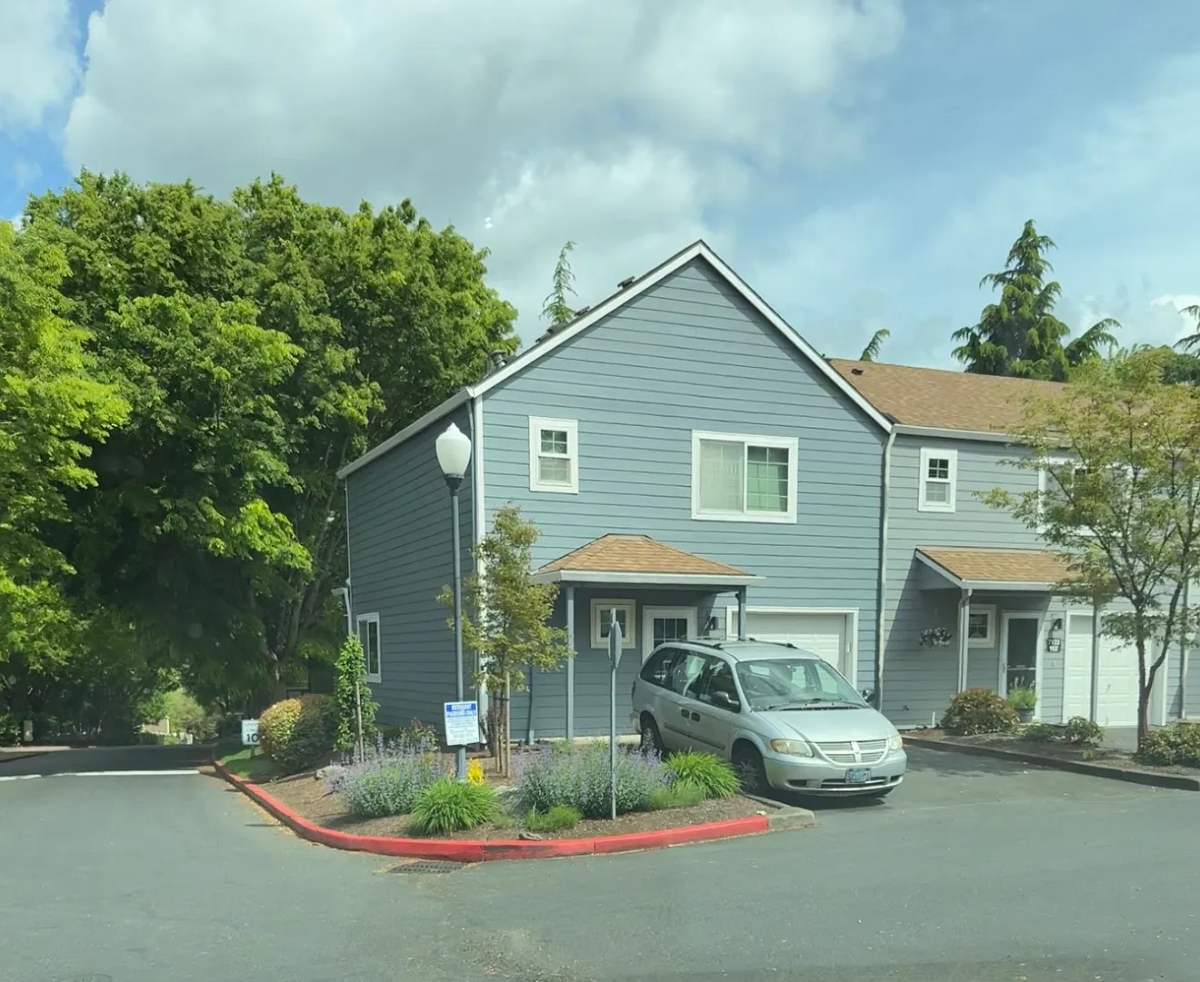 7133 SW Sagert St — Photo 1