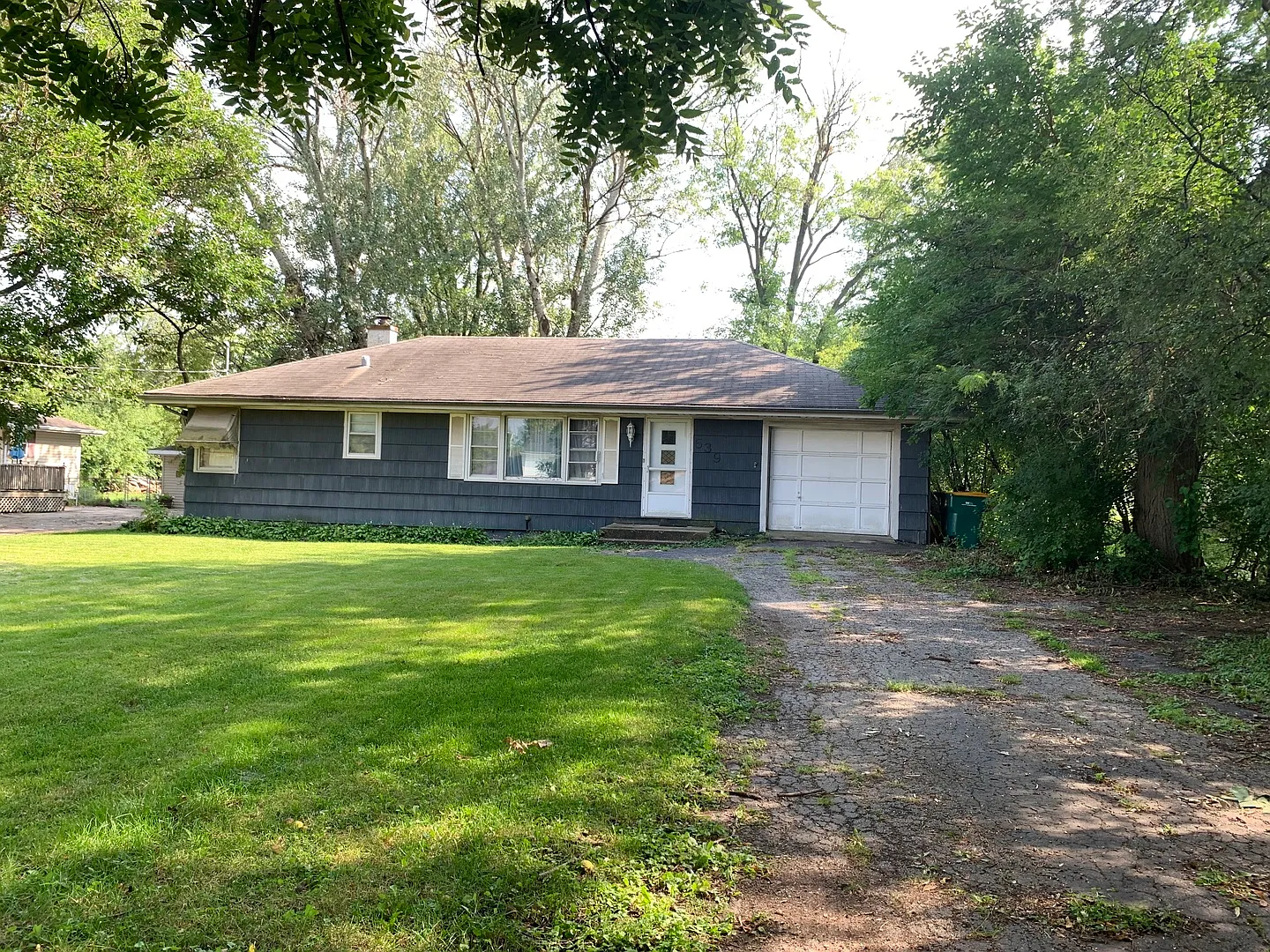 539 63rd St photo 1