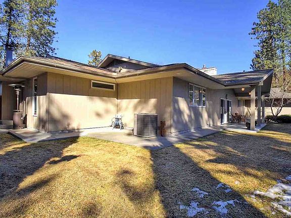 4th image of 1610 E Rockwood Blvd