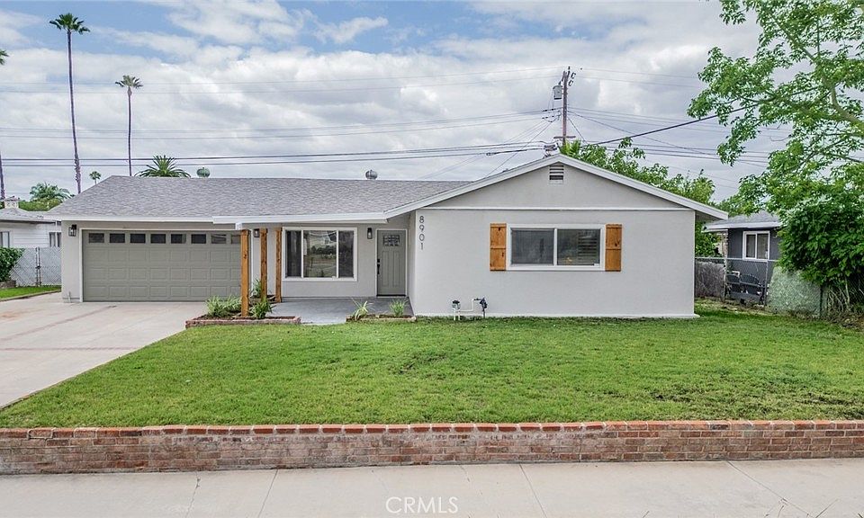 1st image of 8901 Glencoe Dr
