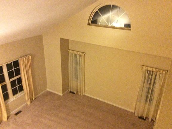3rd image of 38302 Saratoga Cir #1