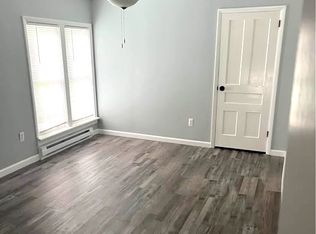 306 S Main St, Yale, MI 48097