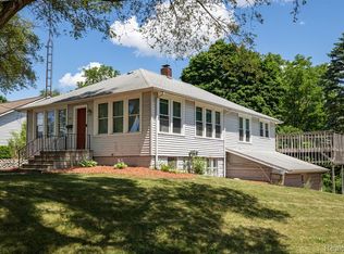 11035 Walker St, Grand Blanc, MI 48439
