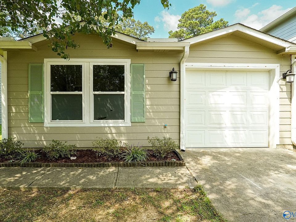 1st image of 124 Blackwell Ct