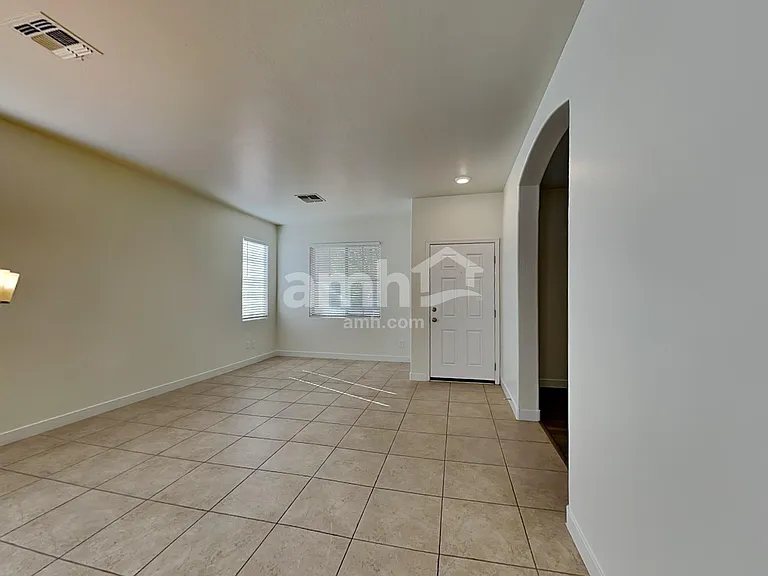 8854 W Northview Ave — Photo 7