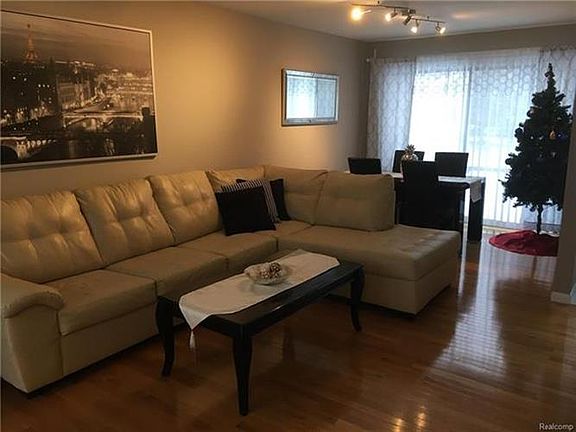 3rd image of 22833 Cranbrooke Dr #379