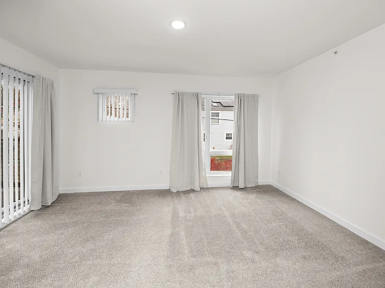 462 W Stadium Blvd #1 — Photo 57