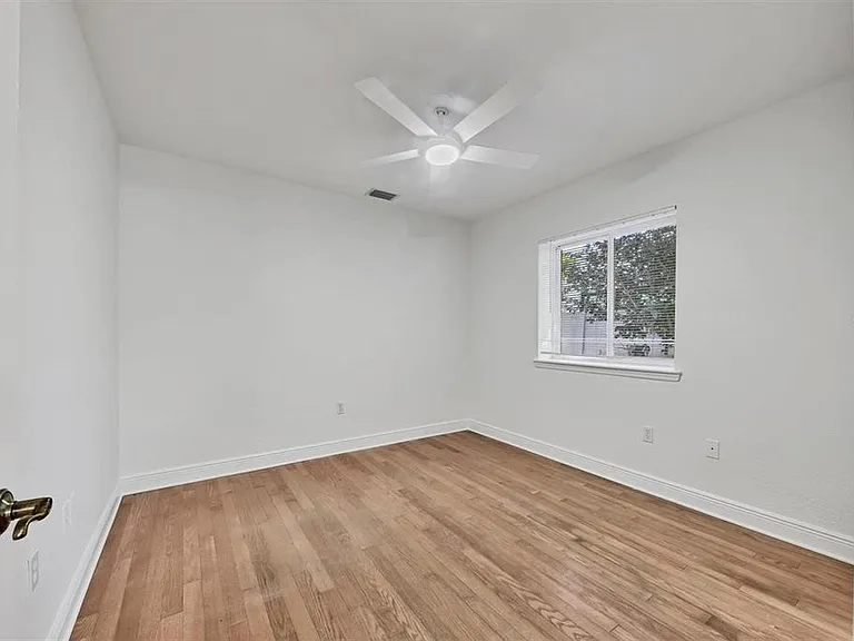 1792 Floyd St — Photo 24