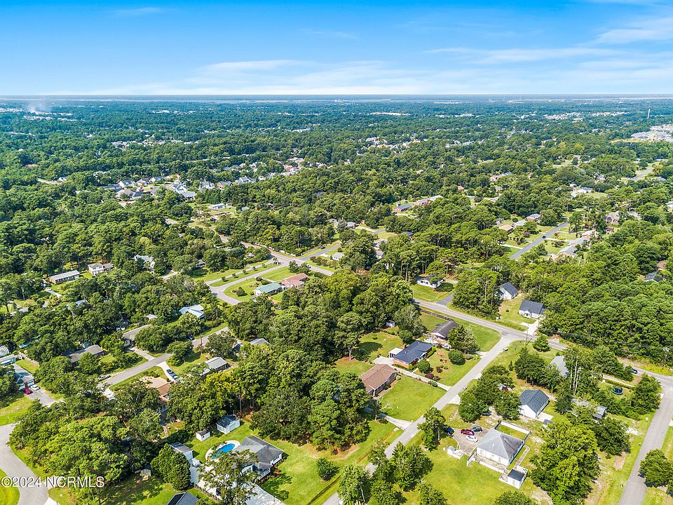 1st image of 114 Tanglewood Drive