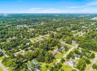 114 Tanglewood Dr, Wilmington, NC 28409