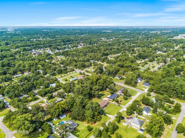 114 Tanglewood Drive, Wilmington, NC 28409
