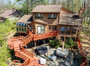 715 Barclay Ct, Ann Arbor, MI