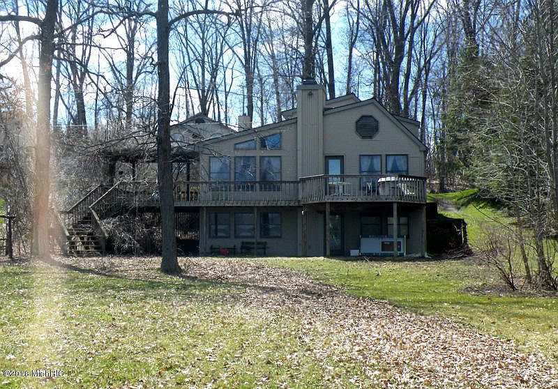 1st image of 4205 Causeway Dr NE