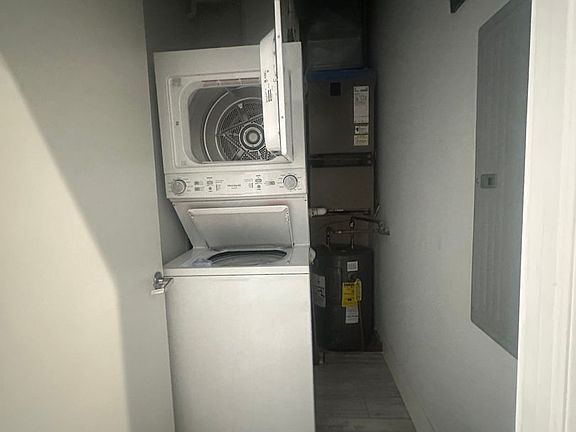 3rd image of 412-426 S 13th St #207