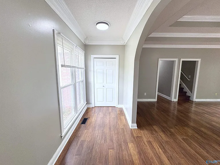 192 Rosecliff Dr — Photo 12