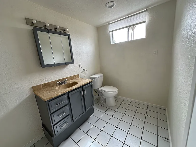 12161 Magnolia St #D — Photo 15