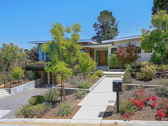 5th image of 2747 Burlingview Dr