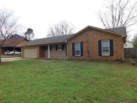 4th image of 591 Cypress Dr